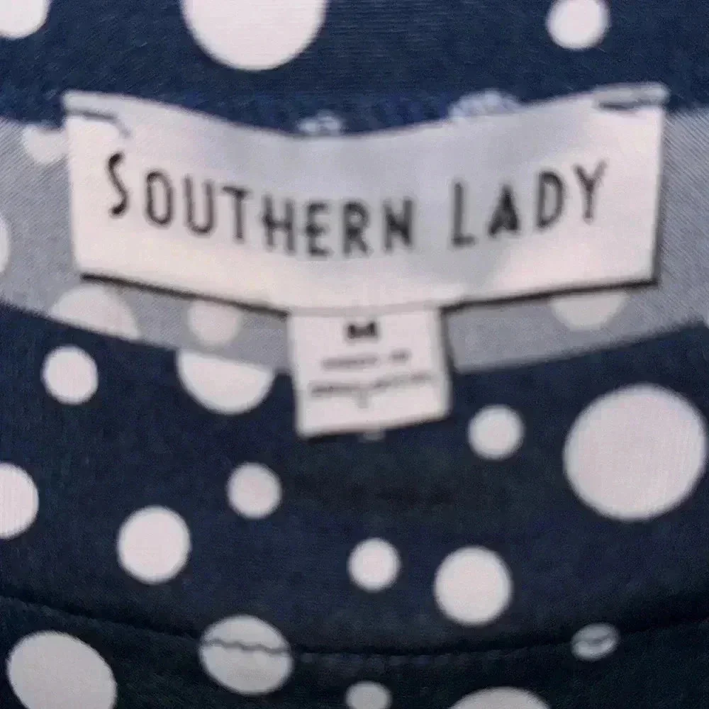 Southern Lady top size medium - Picture 3 of 4